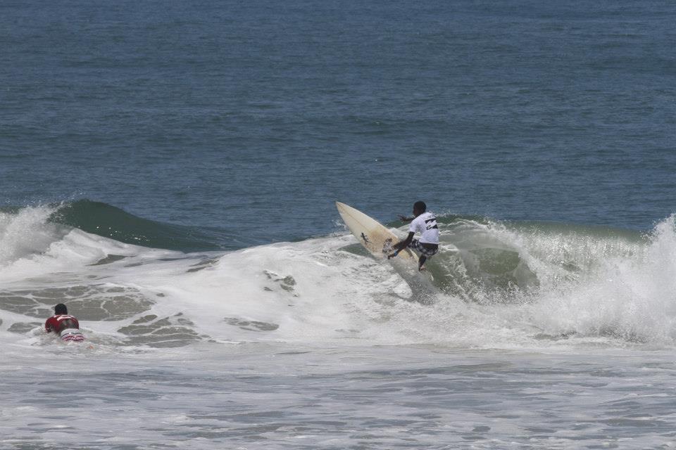 Kame Surf Camp Hotell Assinie Eksteriør bilde